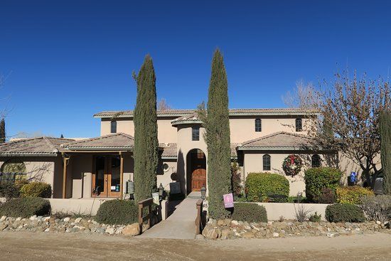 Alcantara Vineyards and Winery